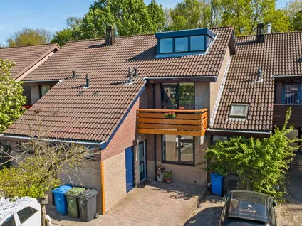 Tussenwoning te koop: Hopklaver 31, Ommoord Rotterdam