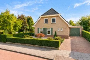 Twee-onder-één-kap te koop: Hopland 13, Kerkwijk