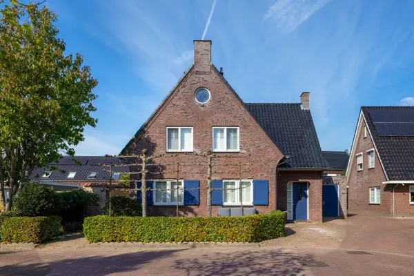 Detached house for sale: Hopland 42, Verspreide huizen Kerkwijk en Bruchem Kerkwijk