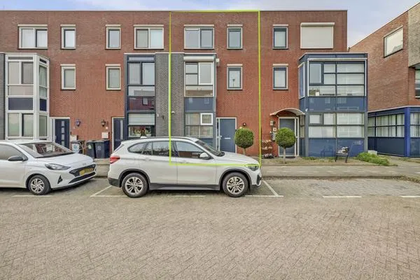 Tussenwoning te koop: Hornetstraat 14, Rotterdam