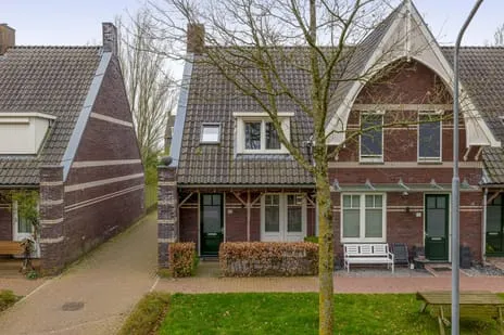 Vrijstaande woning te koop: Horster-Zoomweg 11, Verspreide huizen Zuiderzeeland Ermelo