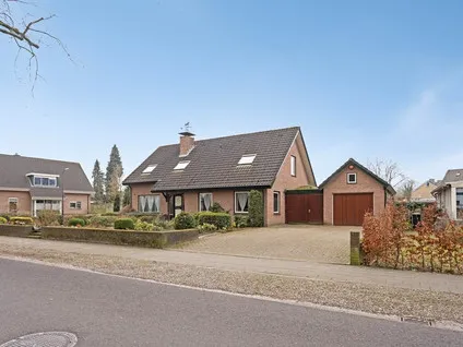Vrijstaande woning te koop: Horstweg 14A, Loenen