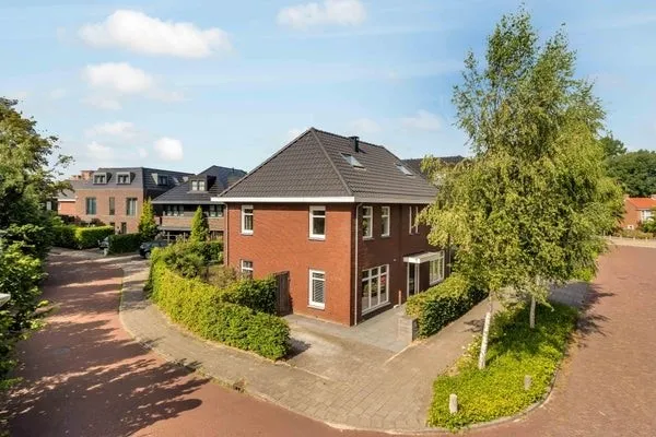 Vrijstaande woning te huur: Hortensialaan 9, Augustinuspark Amstelveen