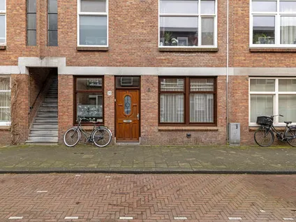 Appartement te koop: Hortensiastraat 210, Heesterbuurt 'S-Gravenhage