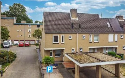 Corner house for sale: Hortensiastraat 84, Klingerberg-Zuid Venlo