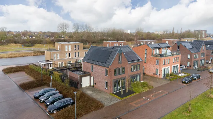 Twee-onder-één-kap te koop: Houkeweg 20, De Domp Sneek