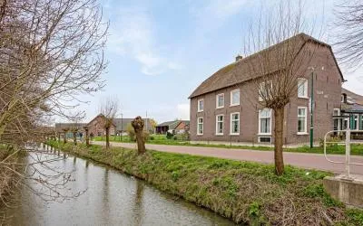 Vrijstaande woning te koop: Houtensewetering 41, Bruggen Houten