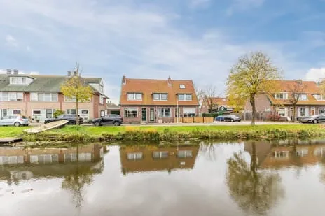 Tussenwoning te koop: Houtkade 18, Wormerveer Centrum Wormerveer