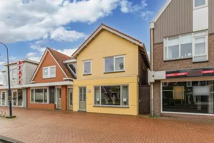 Hoekwoning te koop: Houtlaan 14, Drachten centrum Drachten