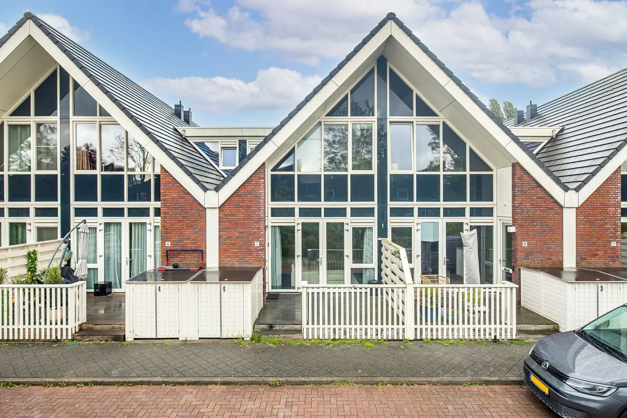 Tussenwoning te koop: Houtrakkade 7, De Meern