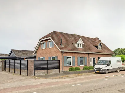 Twee-onder-één-kap te huur: Houtsestraat 115, Buitengebied Noord-Oost Tilburg