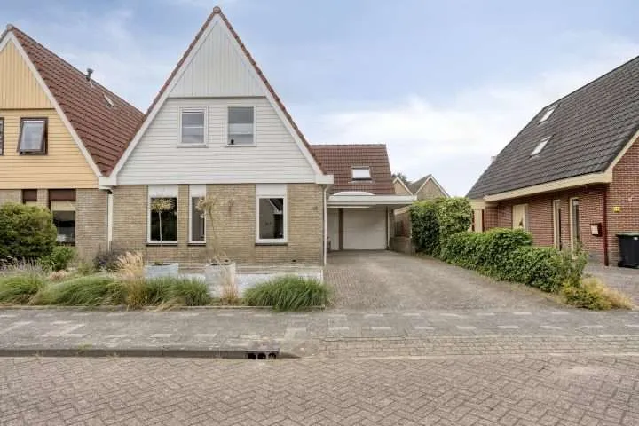 Twee-onder-één-kap te koop: Houtsnip 15, Sint Nicolaasga Sint Nicolaasga