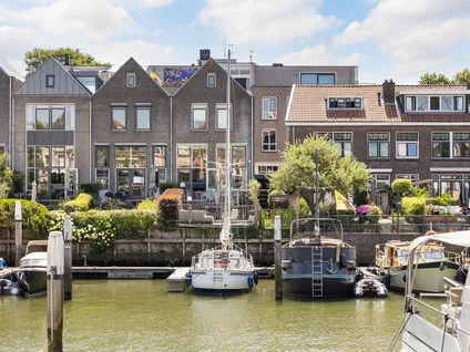 Tussenwoning te koop: Houttuinen 1D, Groenmarkt en omgeving Dordrecht