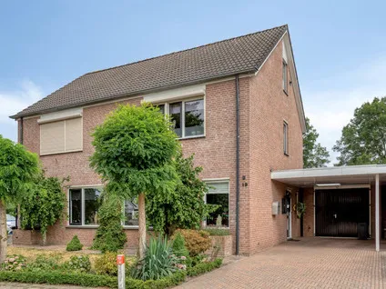 Tussenwoning te koop: Houtwal 19, De Hooilanden Wierden