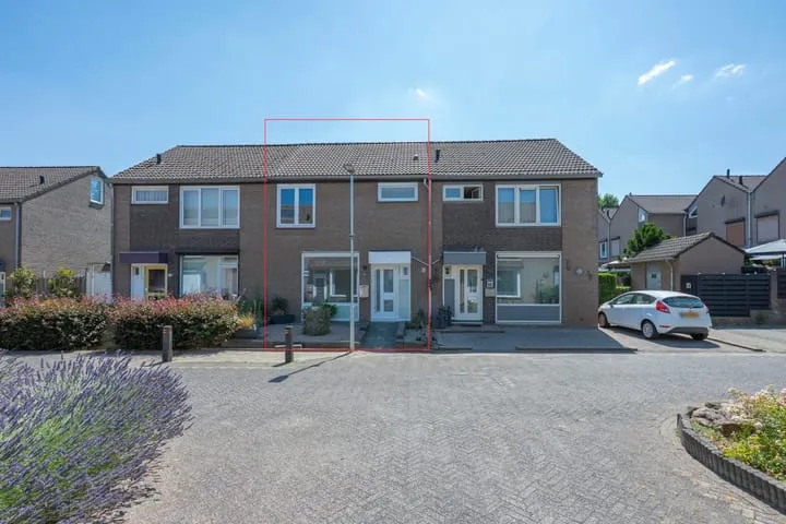 Tussenwoning te koop: Houwer 61, Mijnbuurt Landgraaf