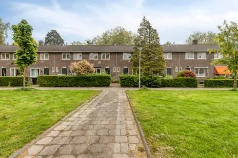 Tussenwoning te koop: Hovendaal 42, Vreewijk Rotterdam