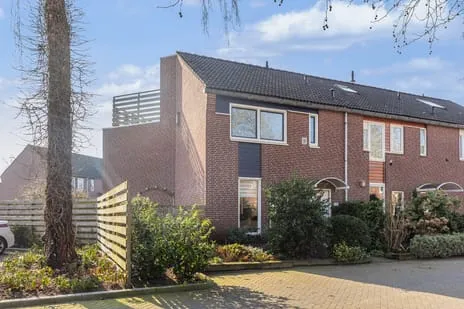 Hoekwoning te koop: Hoveniersdreef 201, Matendreef Apeldoorn