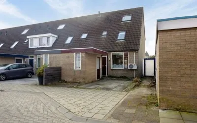 Hoekwoning te koop: Hovenierstraat 17, Ambachtenbuurt Schiedam
