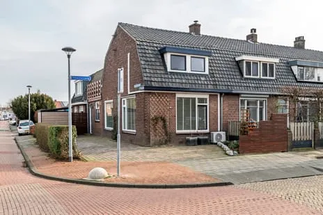 Hoekwoning te koop: Hoveniersweg 116, Santwijck Tiel