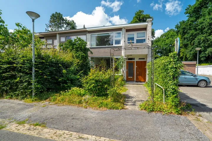 Tussenwoning te koop: Hubertushof 15, Haren-Zuidoost Haren (Gr)