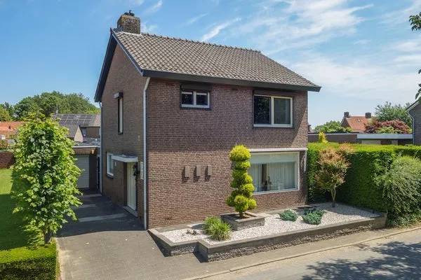Vrijstaande woning te koop: Hubertusstraat 25, Beek
