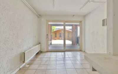Tussenwoning te koop: Hugo van Voorneweg 48, Ravensteijn-West Heenvliet
