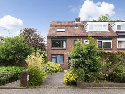 Hoekwoning te koop: Hugo van Woerdenstraat 7, Lage Mors Leiden