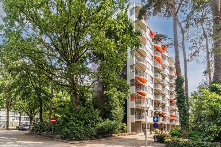 Appartement te koop: Hugo Verrieststraat 121, Auteursbuurt Tilburg