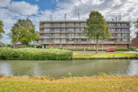Studio te koop: Hugo de Grootplein 16, Viottakade en omgeving Dordrecht