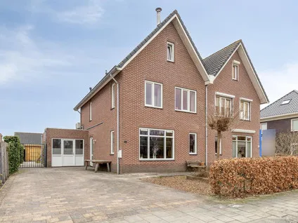 Twee-onder-één-kap te koop: Hugo de Grootstraat 14, Oude Pekela Oude Pekela