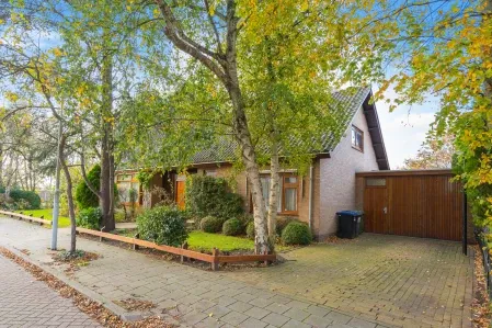 Vrijstaande woning te koop: Hugo de Grootstraat 4, Snuiverbuurt Krommenie