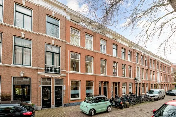 Koopwoning: Hugo de Grootstraat 76 in 'S-Gravenhage - €325.000 - 54m²