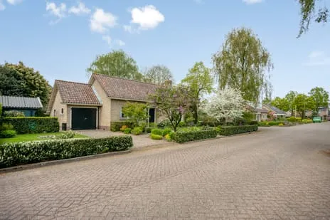 Vrijstaande woning te koop: Hugo de Vrieslaan 15, Berkum Zwolle