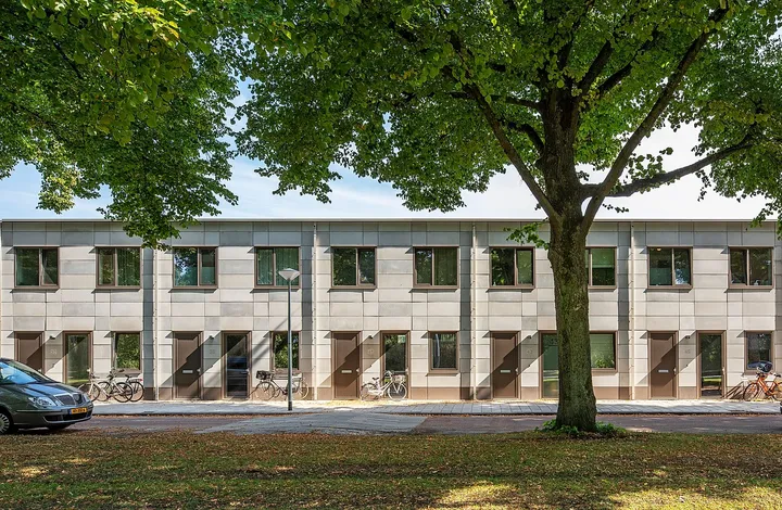Tussenwoning te huur: Hugo de Vrieslaan 45, Tuindorp Frankendael Amsterdam