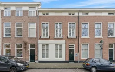Tussenwoning te koop: Huijgensstraat 4, 'S-Gravenhage
