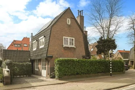 Twee-onder-één-kap te koop: Huizerweg 192, Waltherlaan Bussum