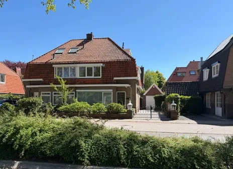 Twee-onder-één-kap te koop: Huizerweg 194, Waltherlaan Bussum
