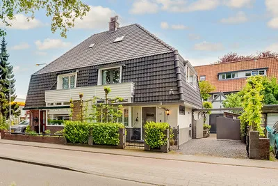 Twee-onder-één-kap te koop: Huizerweg 206, Waltherlaan Bussum