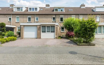 Tussenwoning te koop: Huizingalaan 26, Eindhoven