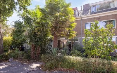 Terraced house for sale: Huizingalaan 41, Huizingalaan, K. Doormanlaan en omgeving Utrecht