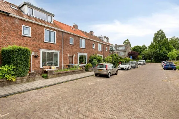 Woning te huur: Huizingastraat, Professorenwijk-Oost Leiden