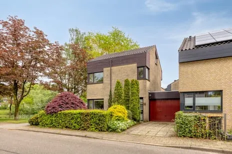 Hoekwoning te koop: hulsbekenkamp 53, Oldenzaal