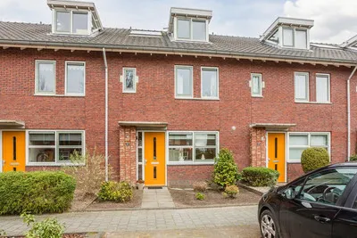 Tussenwoning te koop: Hulsbergen 15, Wapenveld Wapenveld