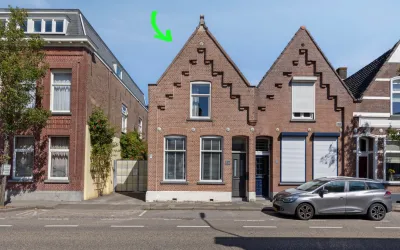 Hoekwoning te koop: Hulsdonksestraat 37, Heerma van Vossstraat-Molenbeek Roosendaal