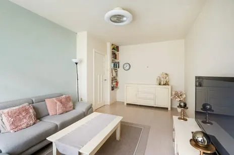 Apartment for sale: Hulshorststraat 97, Oostbroek-Zuid 'S-Gravenhage