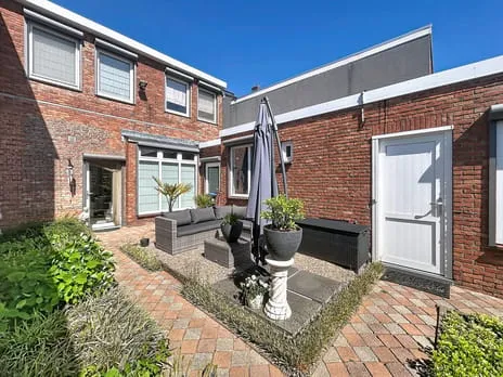 Tussenwoning te koop: Hulsterloostraat 96, Kern Nieuw Namen Nieuw Namen