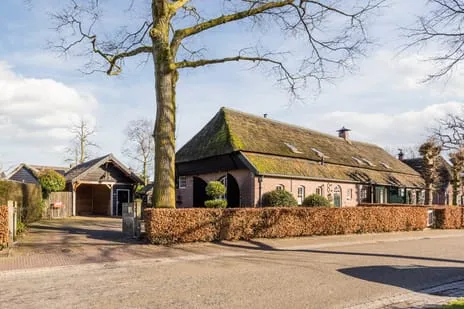 Twee-onder-één-kap te koop: Hulstheuvel 6, Zoggel Uden