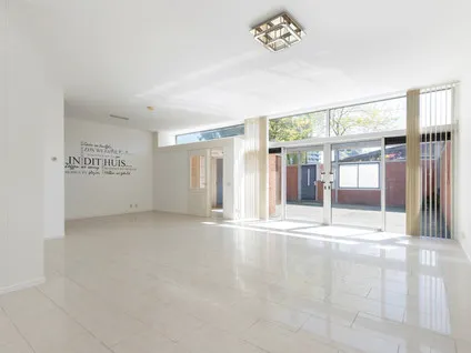 Tussenwoning te huur: Humberto Delgadoplein 24, Amsterdam