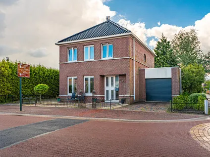 Vrijstaande woning te koop: Huningaweg 48, Oostwold Oostwold