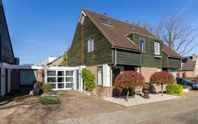 Tussenwoning te koop: Hunnenberg 4, Heikant-West Veldhoven